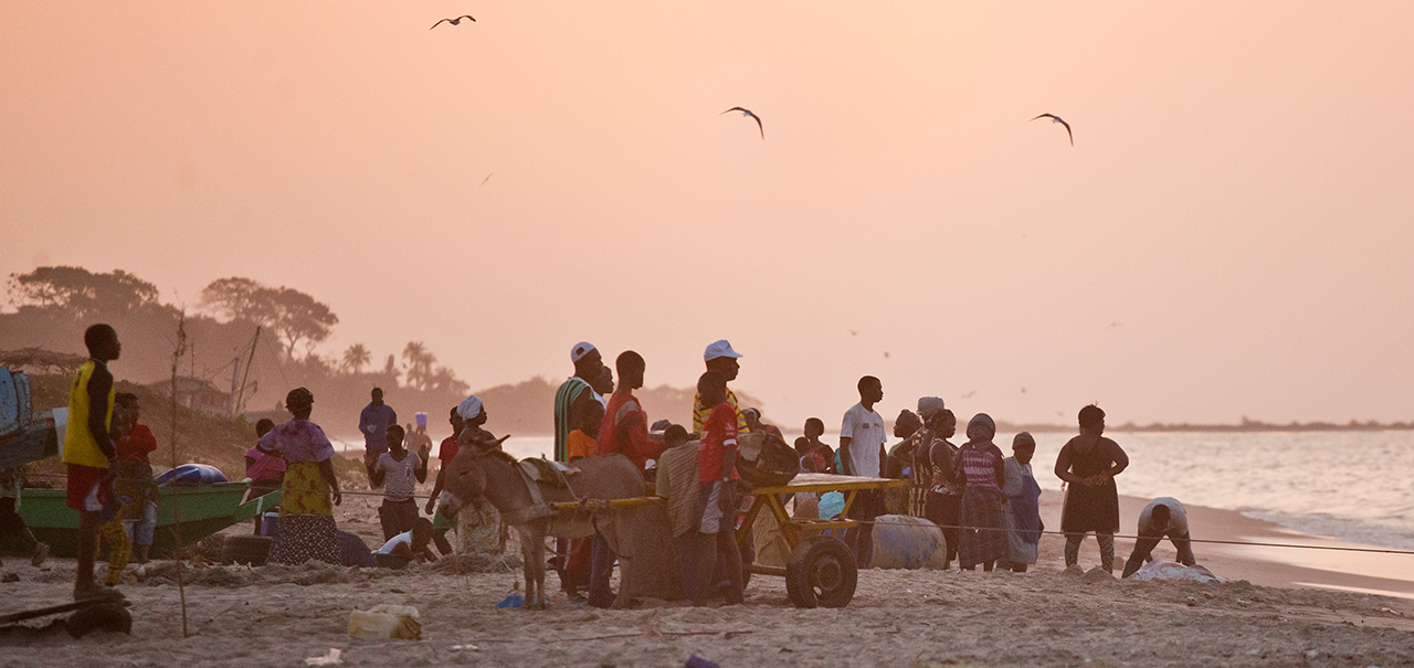 gambia-plaza-tanji